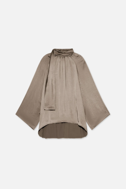 Picture of Volume Sleeve Blouse