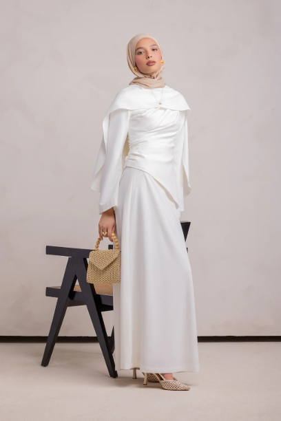 Picture of Meyah Maxi Skirt - Off White